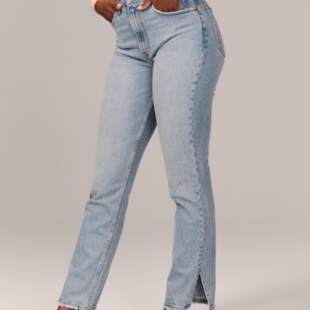 Abercrombrie Curve Love Ultra High Rise straight jeans